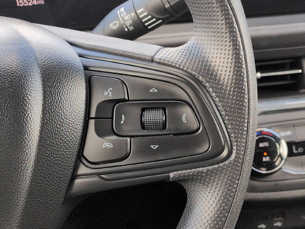 Used 2026 Buick Envista Preferred FWD image 21