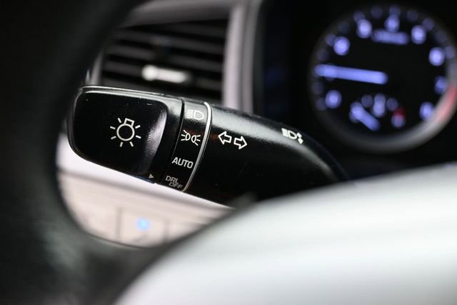 Used 2019 Hyundai Sonata SE FWD image 22