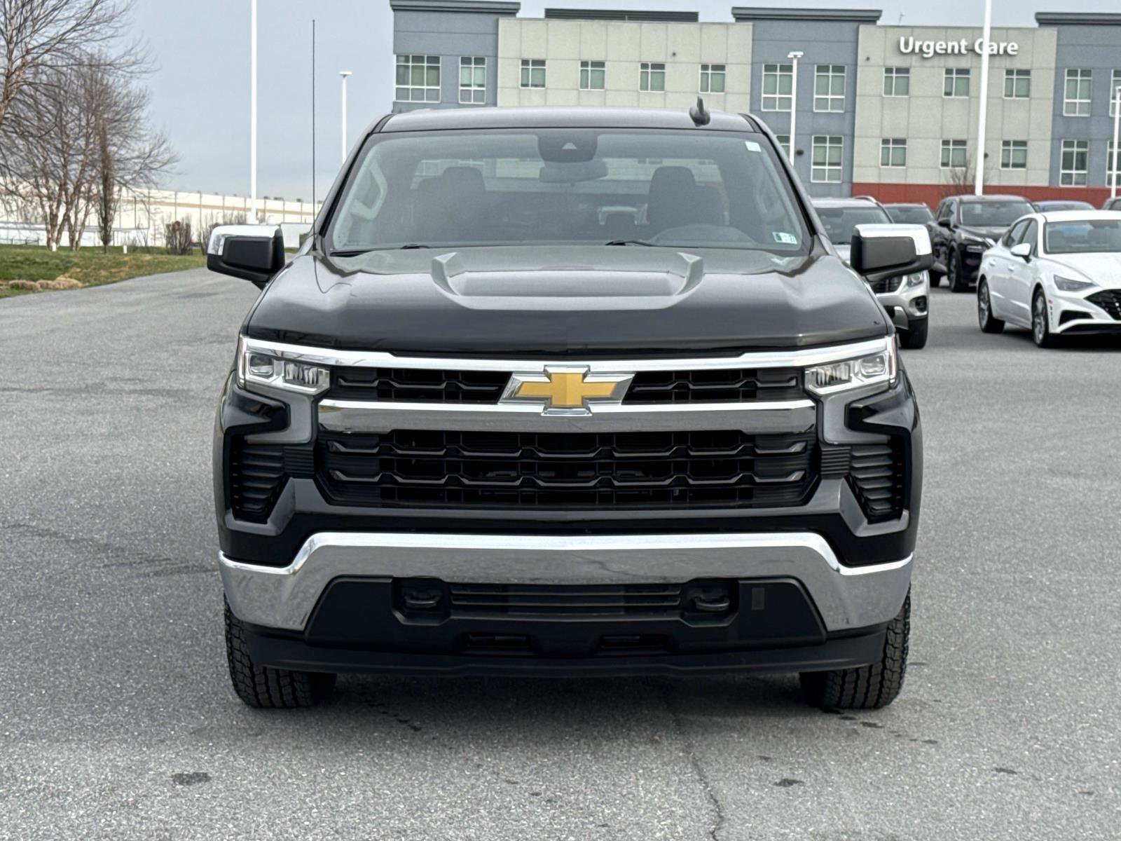 Used 2024 Chevrolet Silverado 1500 LT image 28