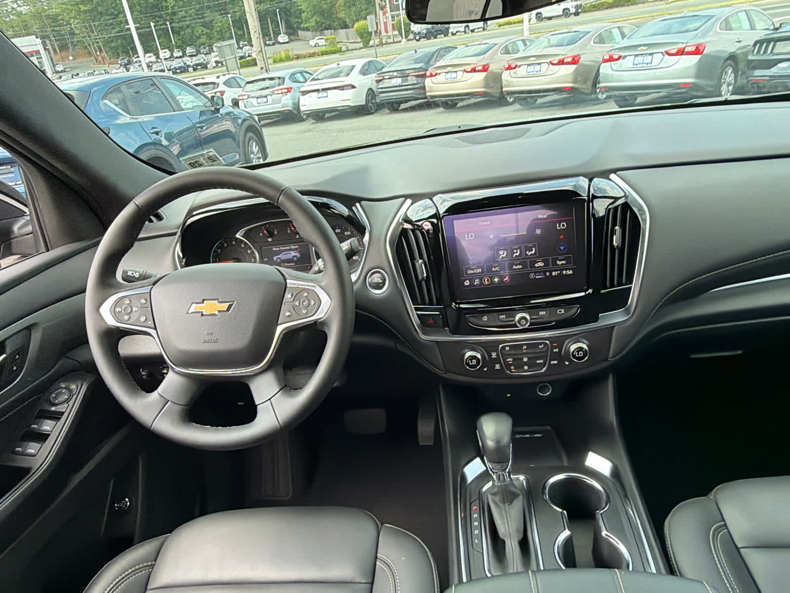 Certified 2024 Chevrolet Traverse LT w/ LPO, Floor Liner Package AWD/4WD image 22