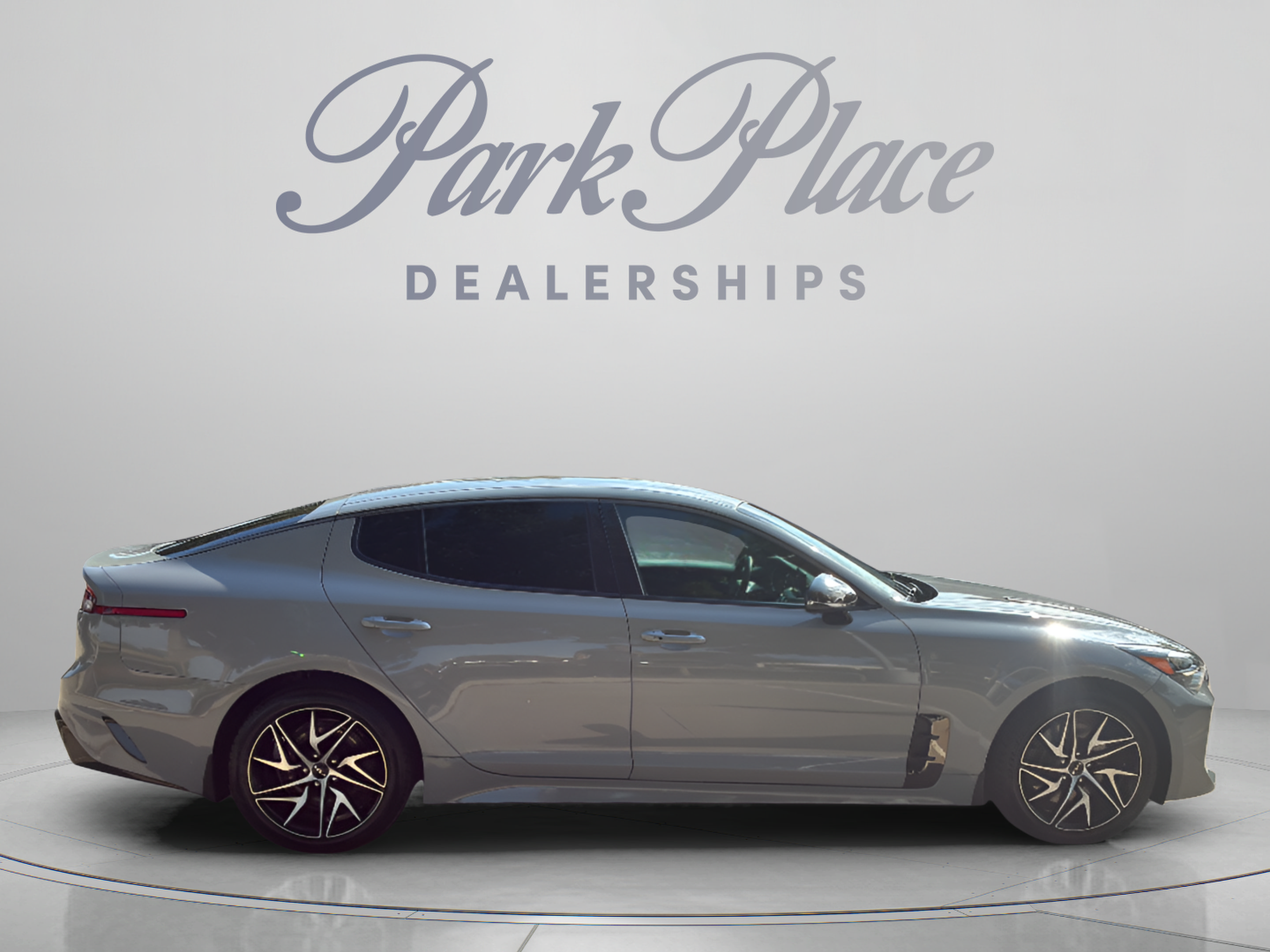 Used 2022 Kia Stinger GT-Line RWD image 6