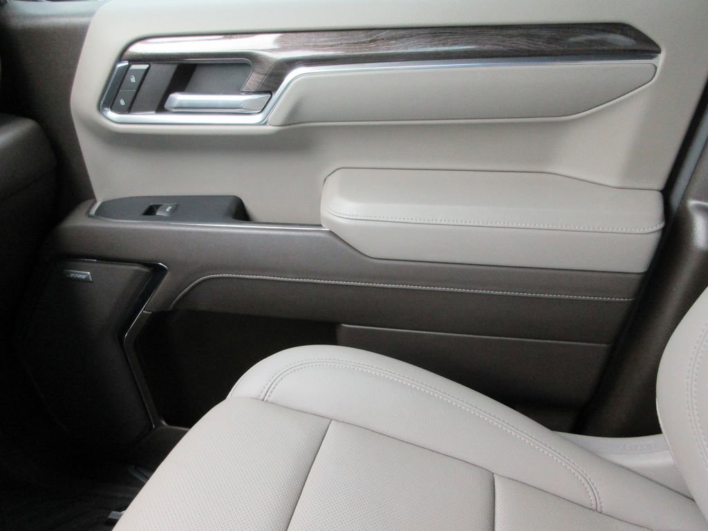 Certified 2024 Chevrolet Silverado 1500 LTZ image 37