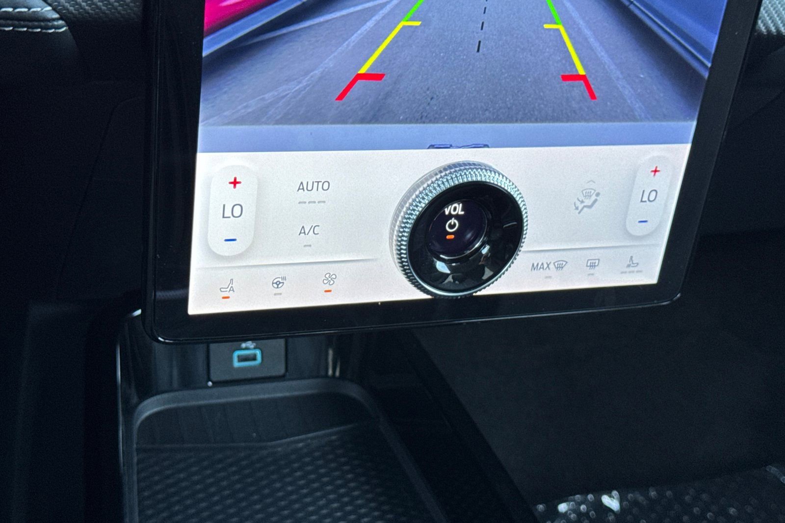 Used 2024 Ford Mustang Mach-E Select w/ Comfort Package Lite image 23