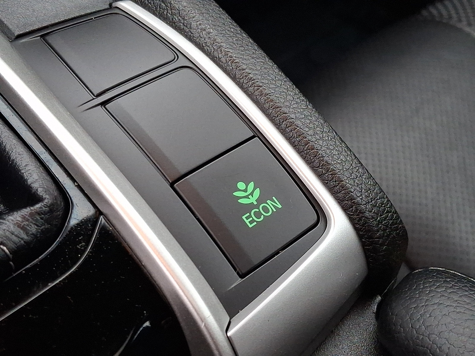 Used 2019 Honda Civic Touring image 27