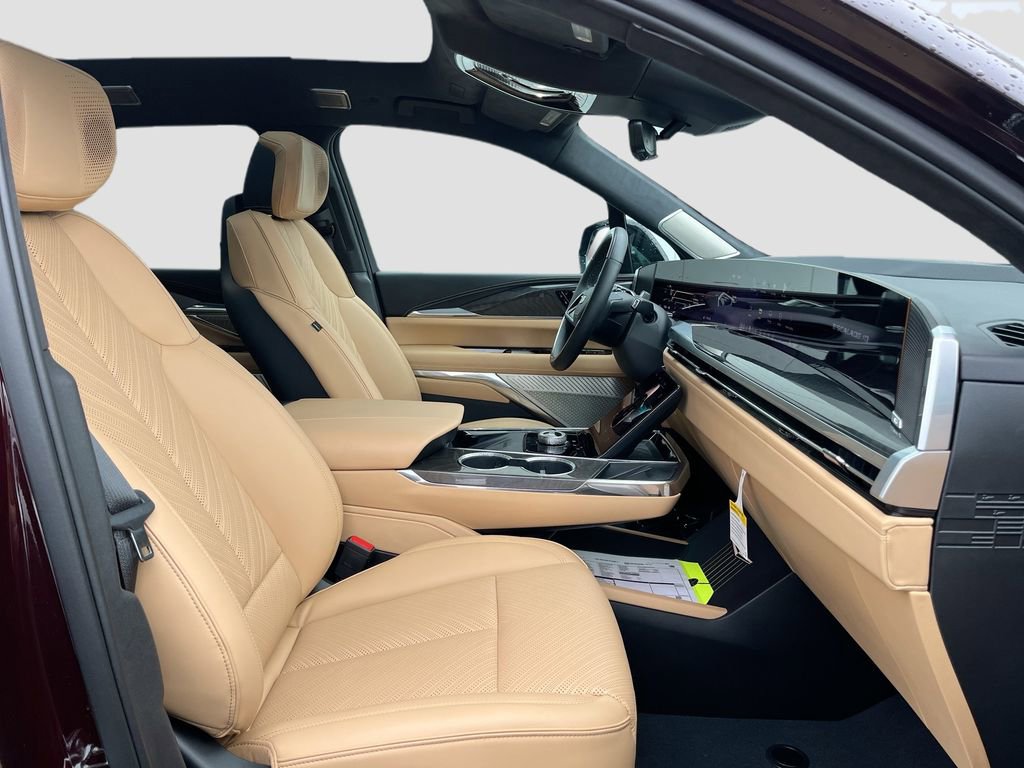 Certified 2025 Cadillac Escalade IQ Sport 2 w/ LPO, ONYX Package image 31