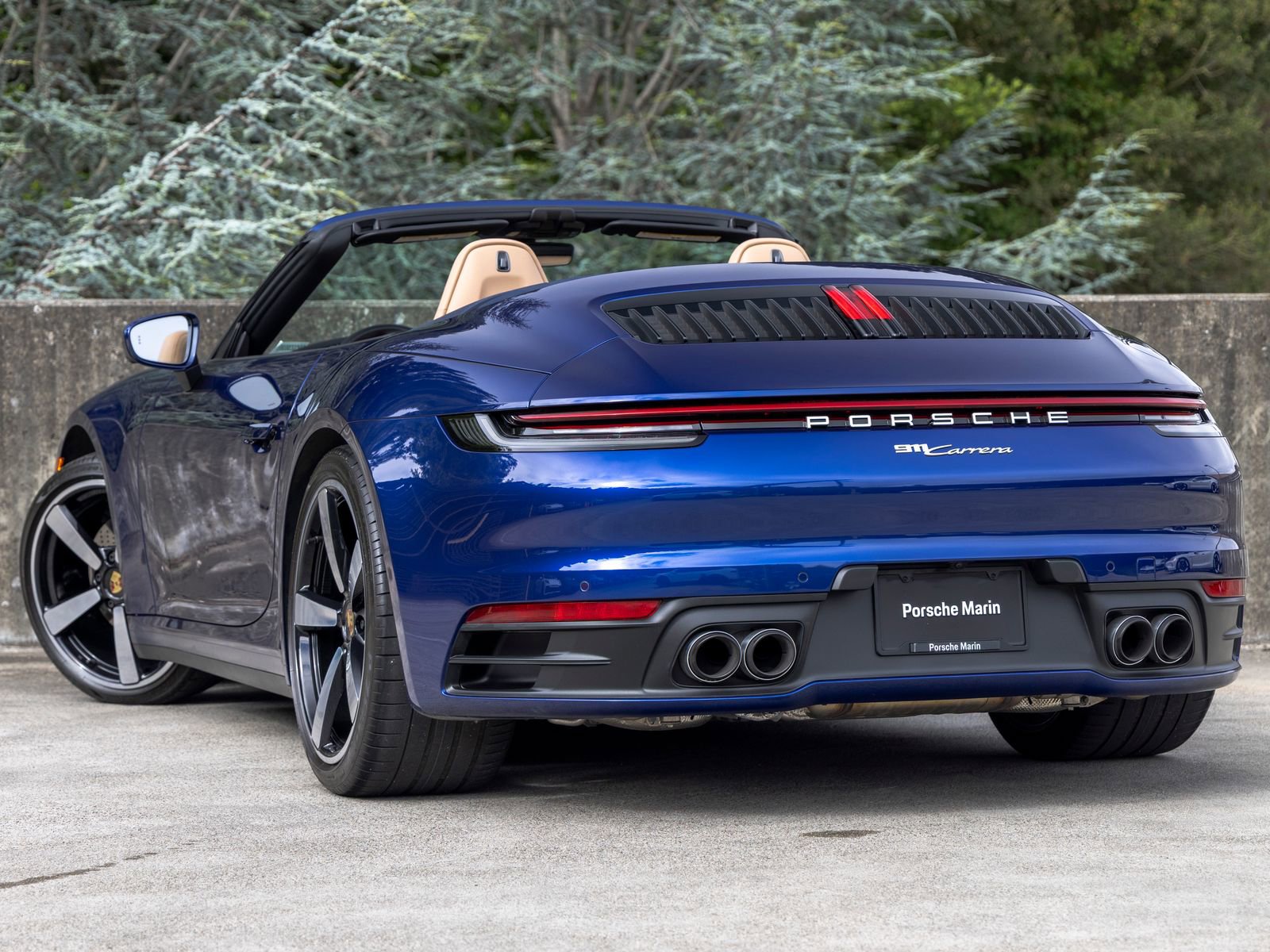 Certified 2023 Porsche 911 Carrera RWD image 3