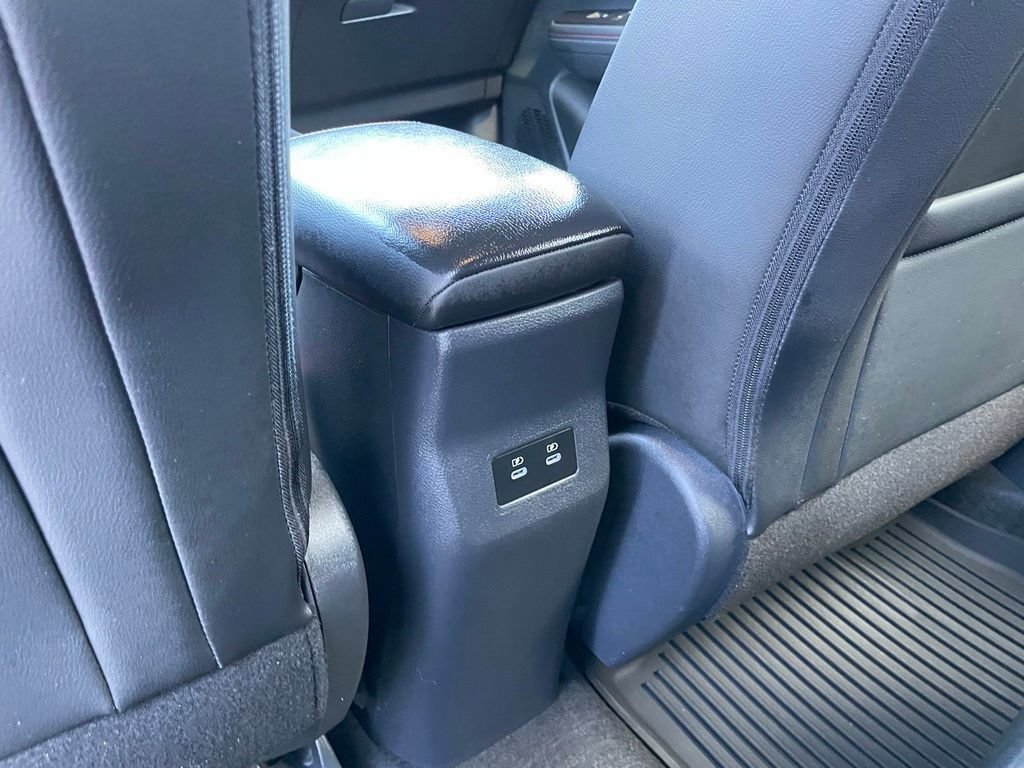 Certified 2025 Nissan Kicks SR AWD/4WD image 9