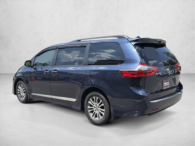 Used 2020 Toyota Sienna XLE Premium w/ Protection Package FWD image 8