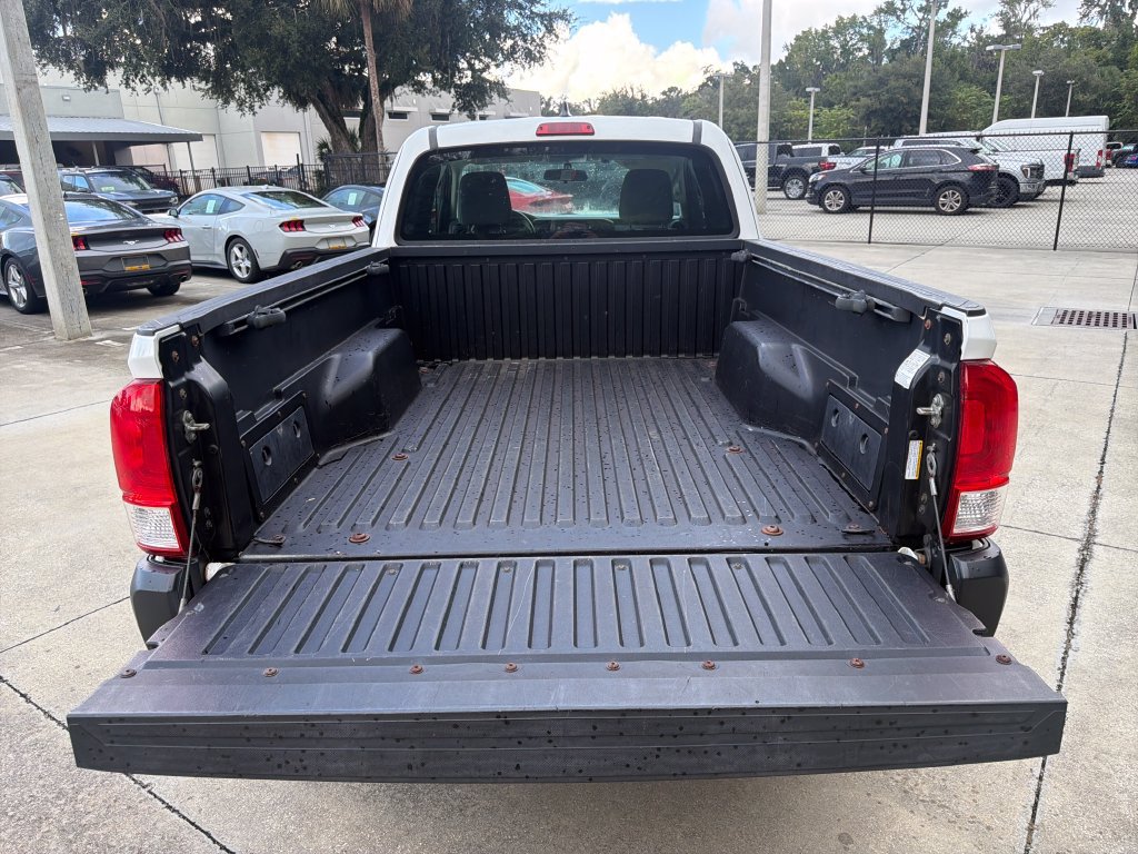 Used 2017 Toyota Tacoma SR RWD image 29