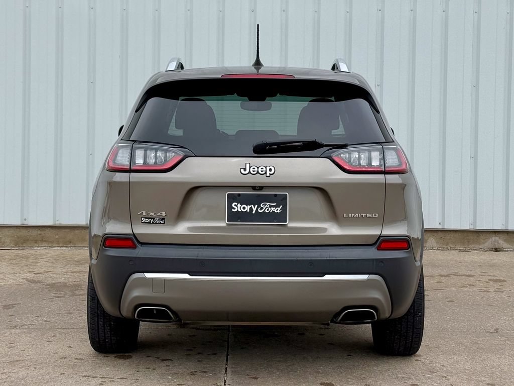 Used 2019 Jeep Cherokee Limited AWD/4WD image 5