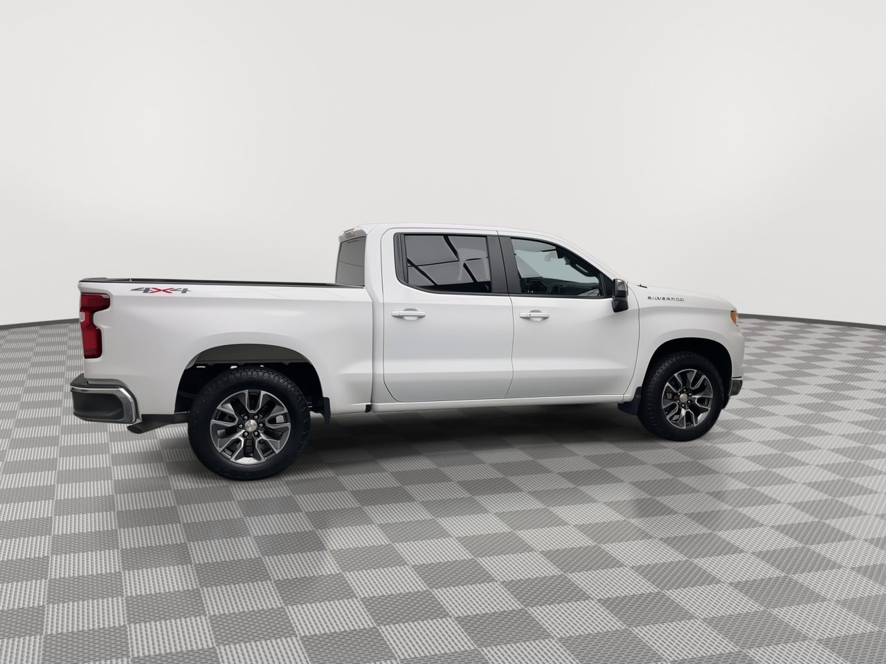 Certified 2024 Chevrolet Silverado 1500 LT image 42