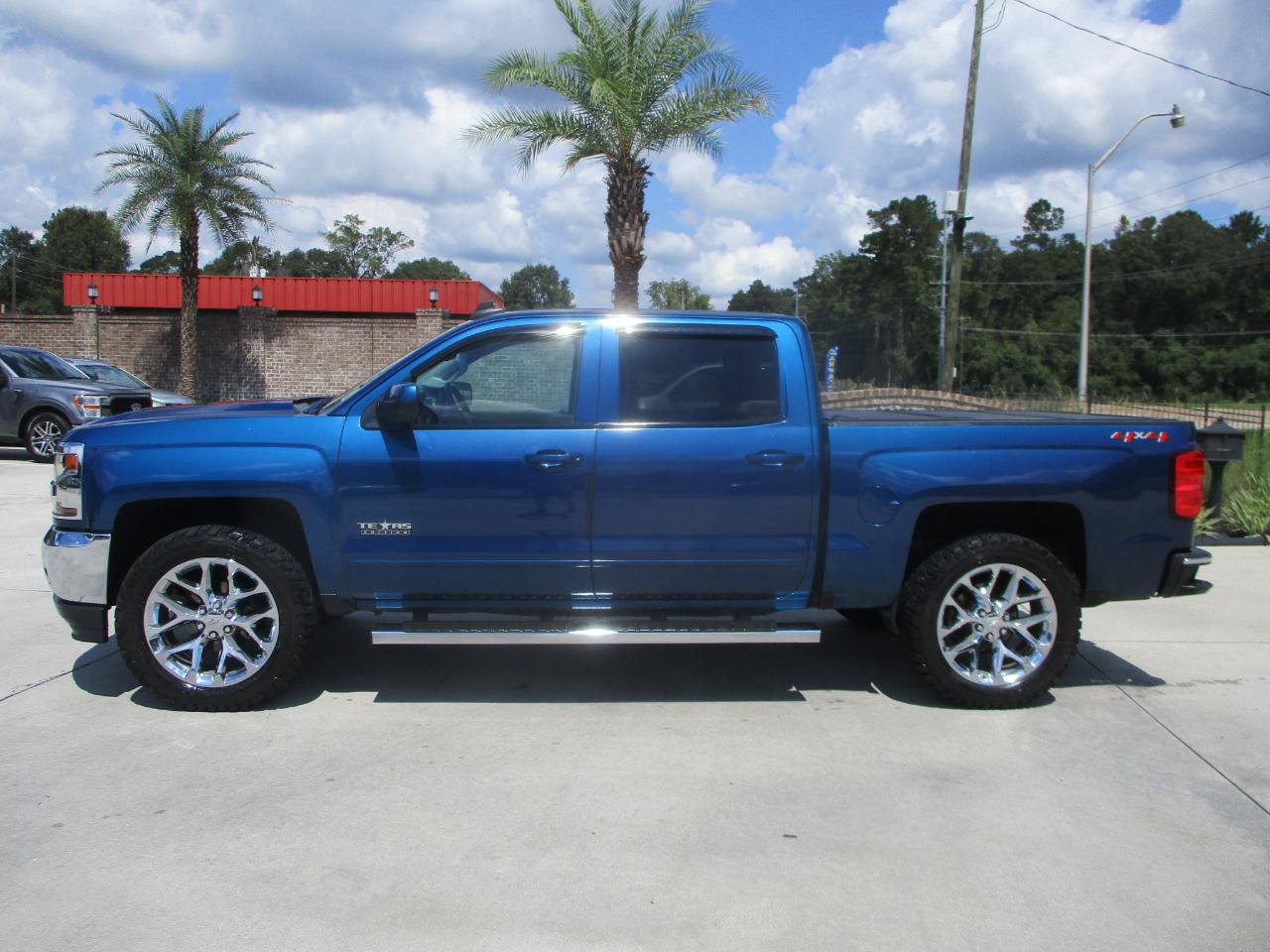 Used 2018 Chevrolet Silverado 1500 LT w/ Texas Edition