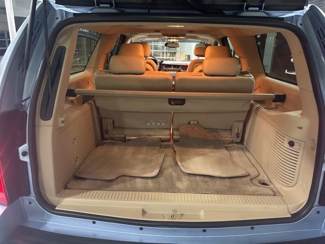 Used 2011 Chevrolet Suburban LTZ image 35