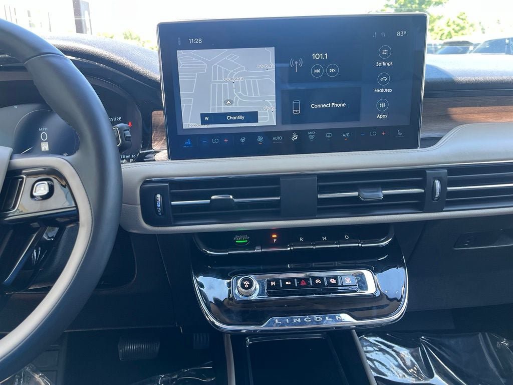 Certified 2025 Lincoln Corsair Reserve FWD image 31