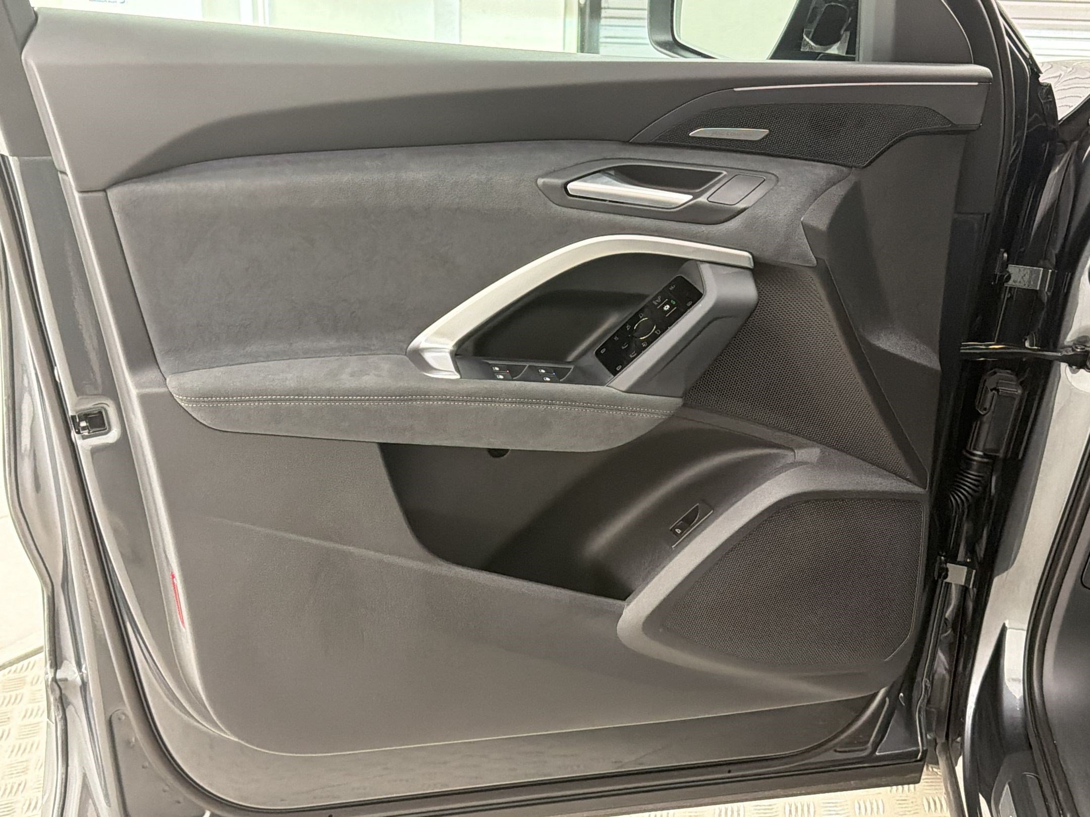 New 2026 Audi SQ5 Premium Plus AWD/4WD image 22