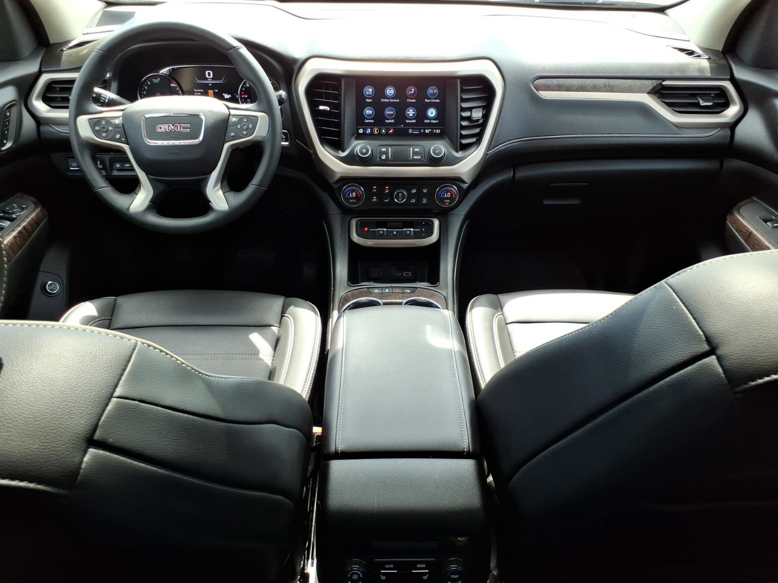 Certified 2023 GMC Acadia Denali w/ Denali Ultimate Package AWD/4WD image 10