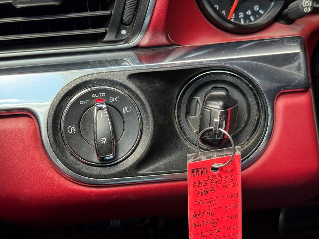 Used 2014 Porsche 911 Turbo image 16