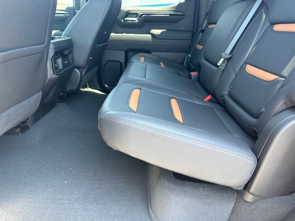 Used 2023 GMC Sierra 1500 AT4 w/ AT4 Premium Package AWD/4WD image 22