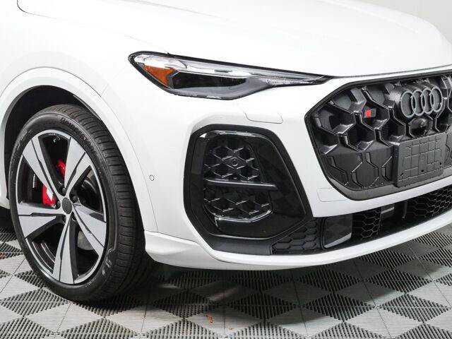 New 2026 Audi SQ5 Prestige AWD/4WD image 12