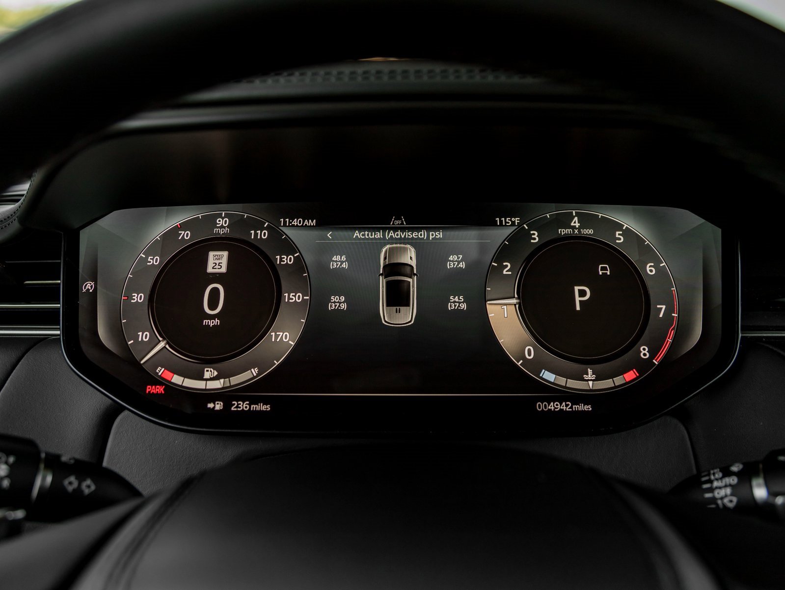 Used 2025 Land Rover Range Rover Sport Autobiography image 17