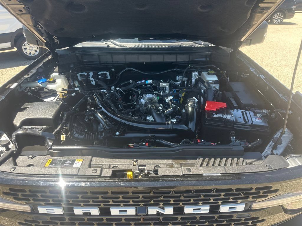 Used 2024 Ford Bronco Wildtrak AWD/4WD image 19