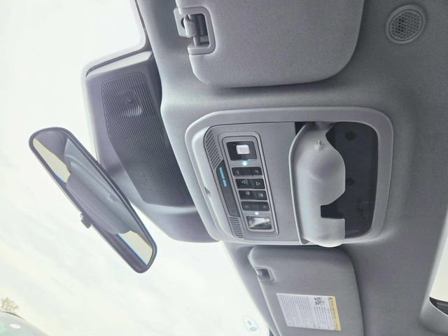 Used 2023 Ford Explorer XLT w/ Equipment Group 202A image 32