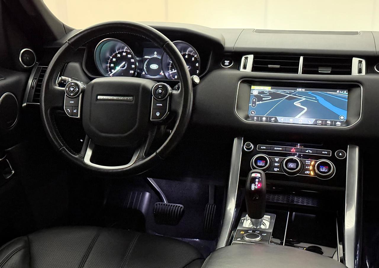 Used 2017 Land Rover Range Rover Sport HSE AWD/4WD image 29