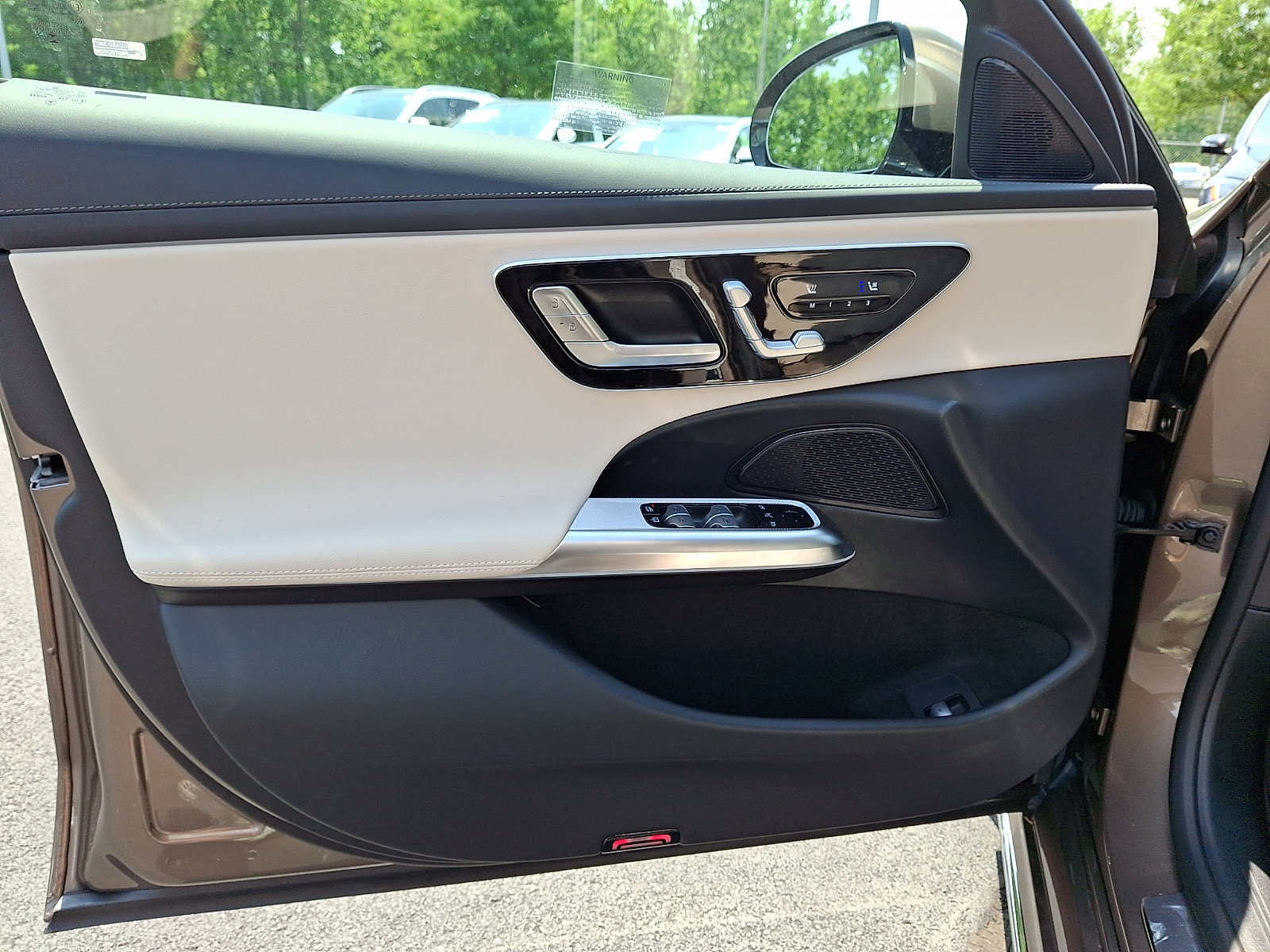 New 2026 Mercedes-Benz E 450 4MATIC Sedan image 11