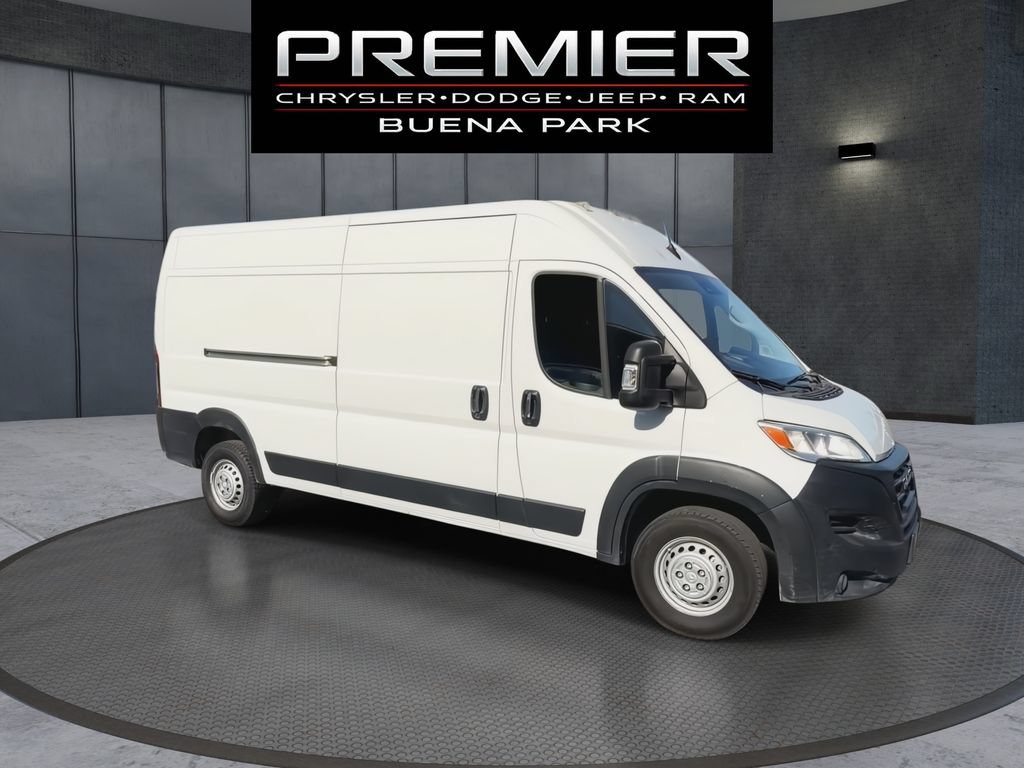 Used 2025 RAM ProMaster 3500 w/ Convenience Group FWD image 4