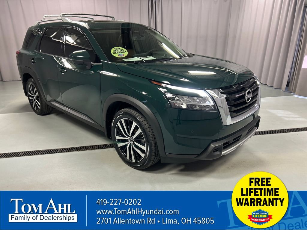 Used 2024 Nissan Pathfinder Platinum w/ Cargo Package image 1