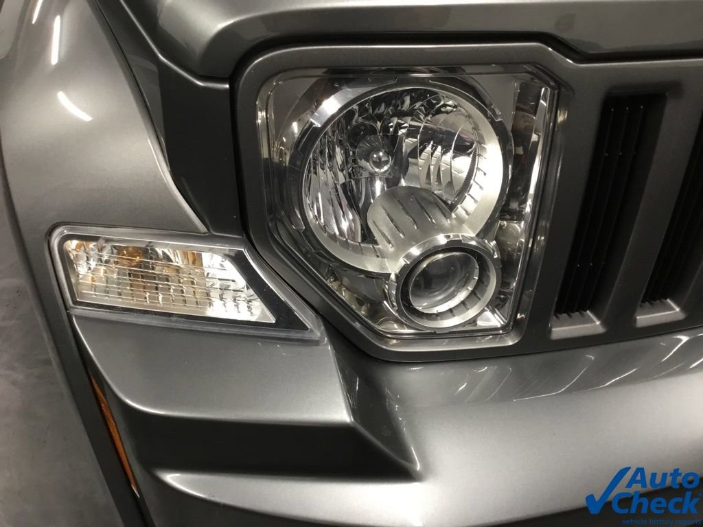 Used 2012 Jeep Liberty Sport AWD/4WD image 35