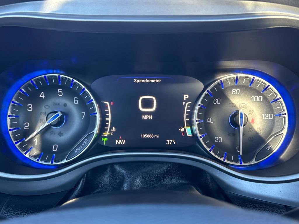 Used 2020 Chrysler Pacifica Touring-L Plus FWD image 15