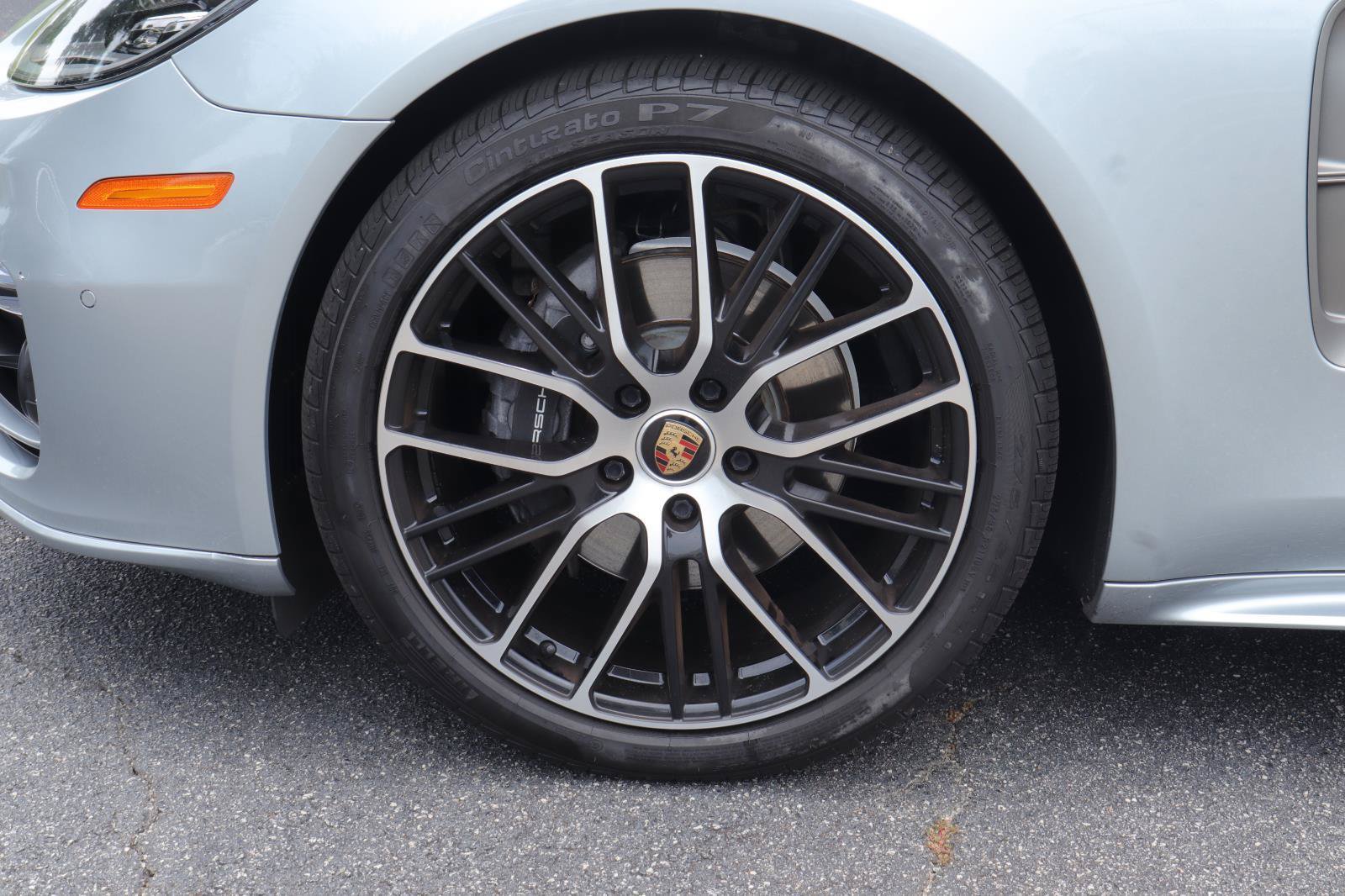Used 2023 Porsche Panamera Platinum Edition w/ Sportdesign Package RWD image 40