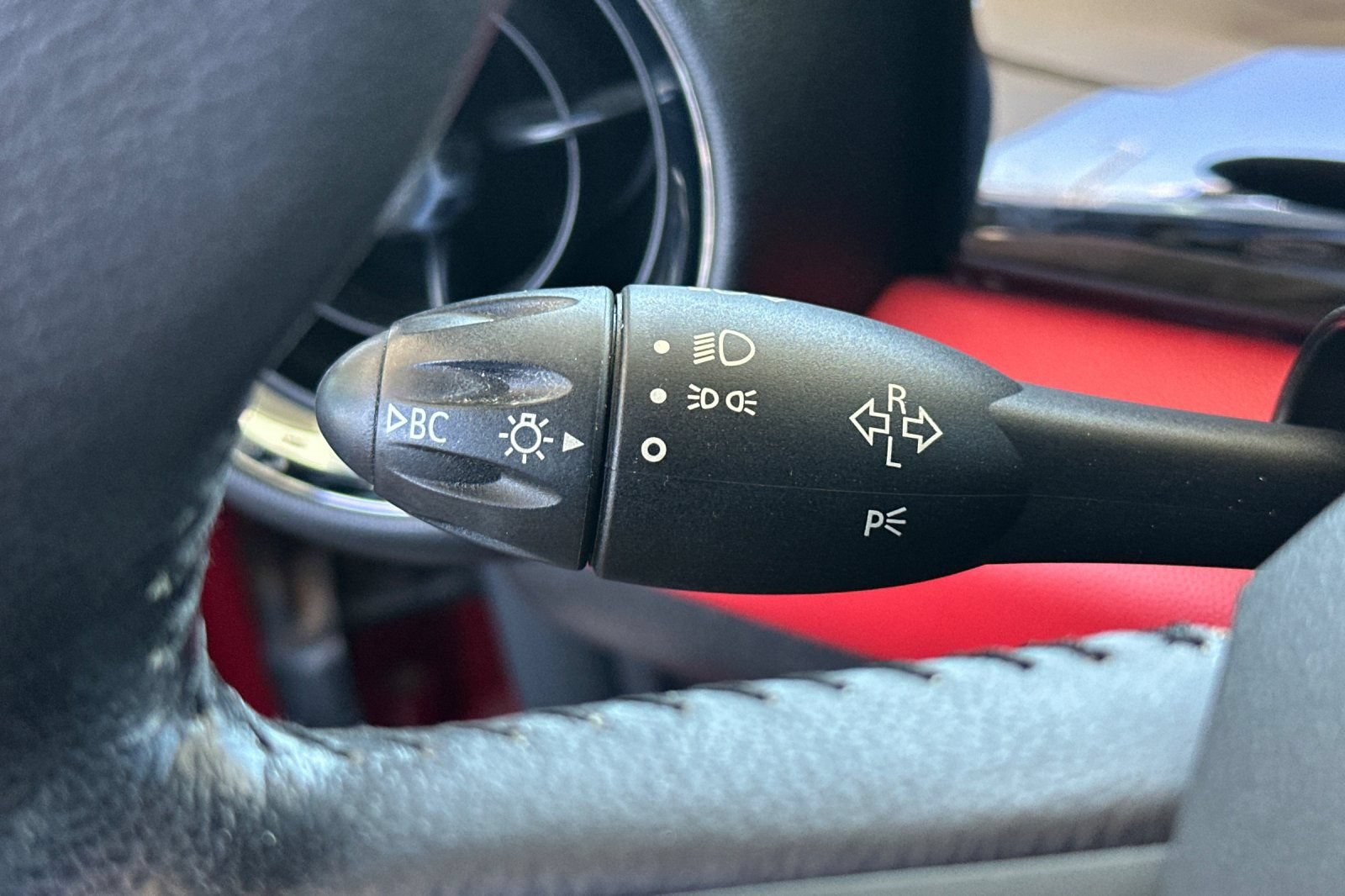 Used 2012 MINI Cooper S FWD image 29