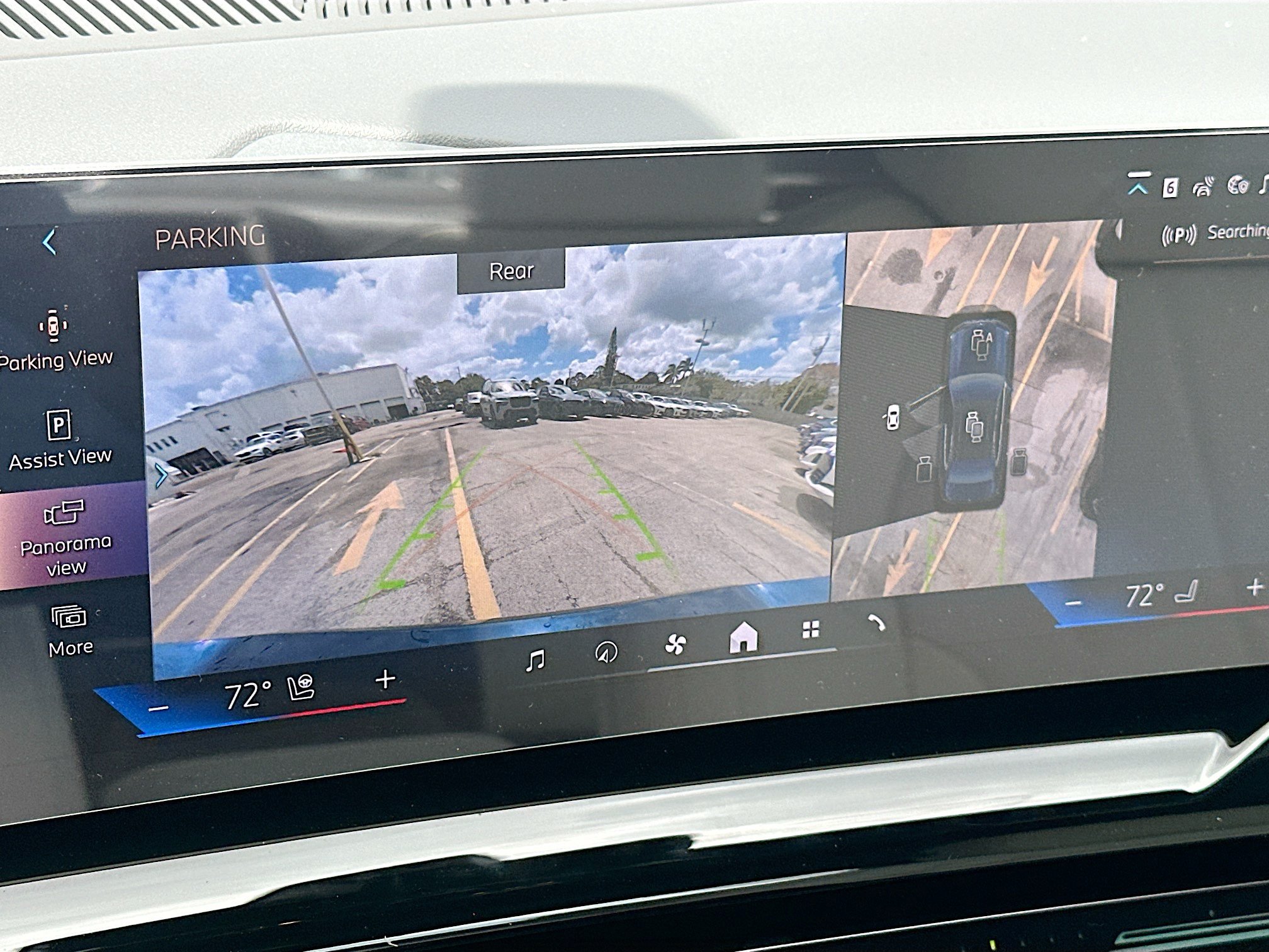 New 2026 BMW 530i w/ Premium Package RWD image 12