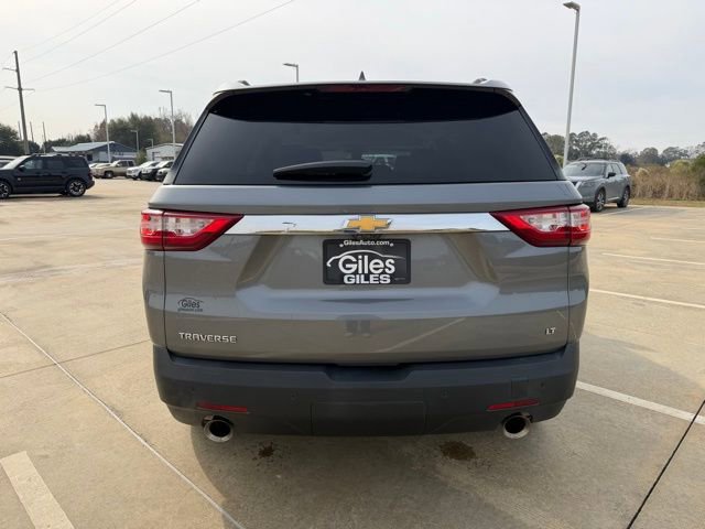 Used 2020 Chevrolet Traverse LT w/ LT Premium Package image 4