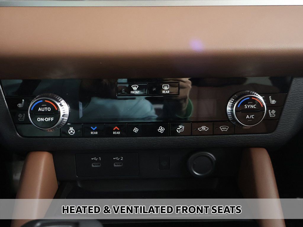 New 2025 Mitsubishi Outlander SEL image 9