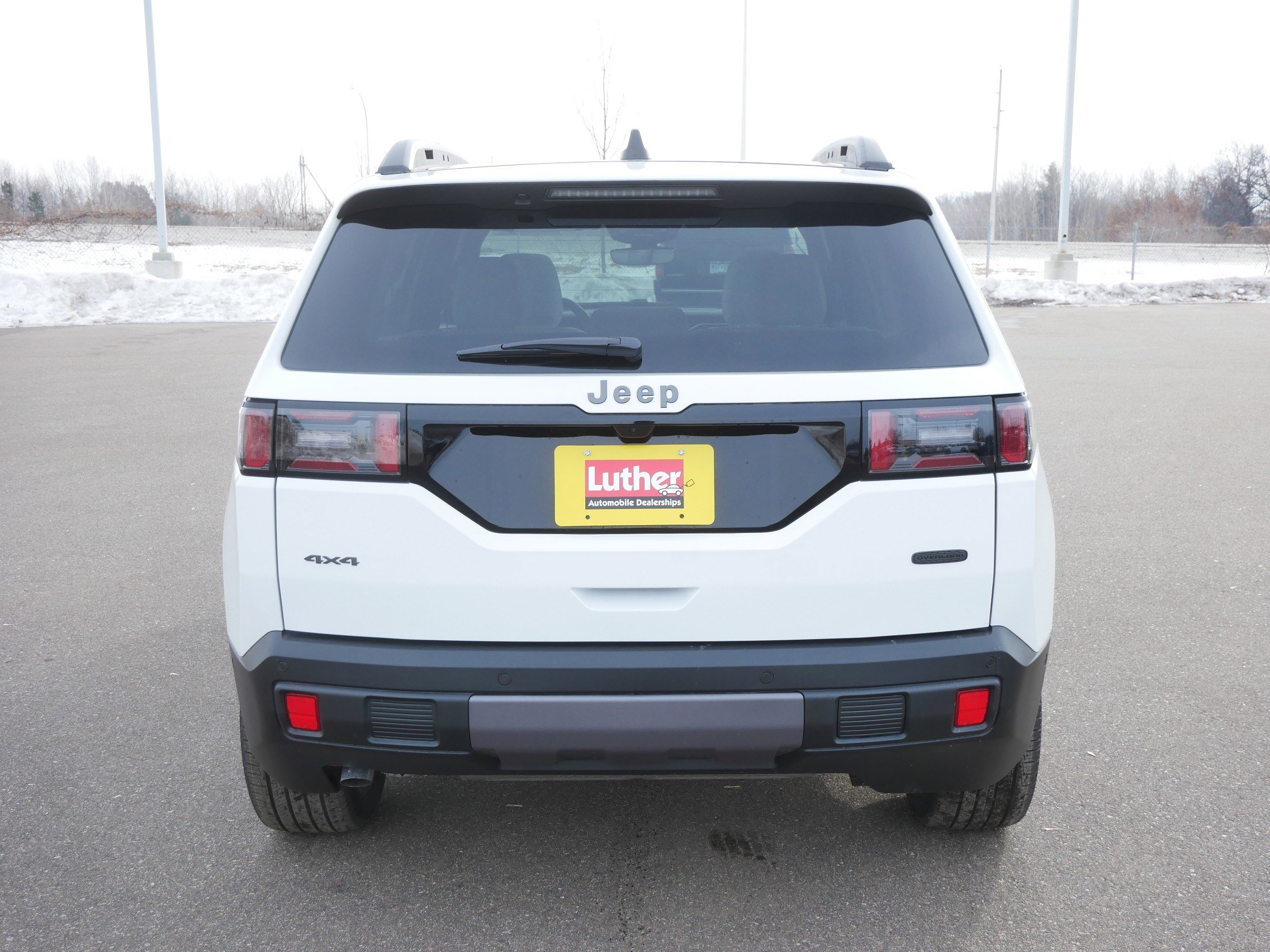 New 2026 Jeep Cherokee Overland image 3