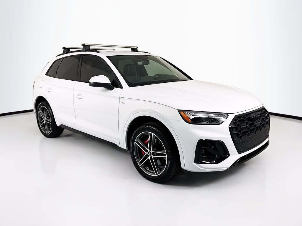 Certified 2025 Audi Q5 e Premium Plus w/ Premium Plus Package AWD/4WD image 3