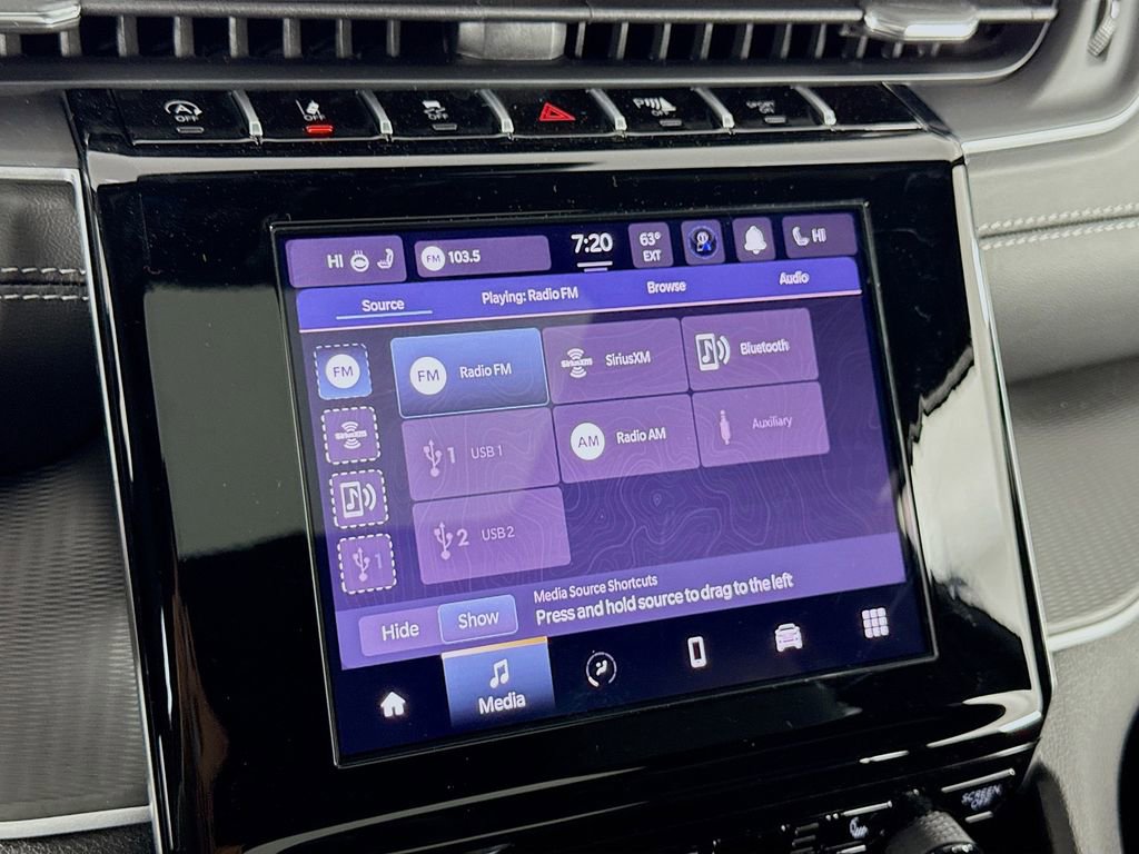 New 2025 Jeep Grand Cherokee Altitude image 35