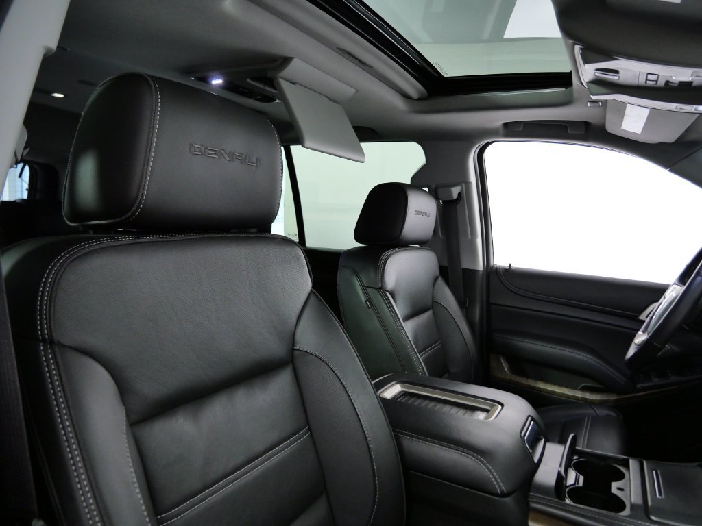 Used 2018 GMC Yukon Denali w/ Open Road Package AWD/4WD image 10