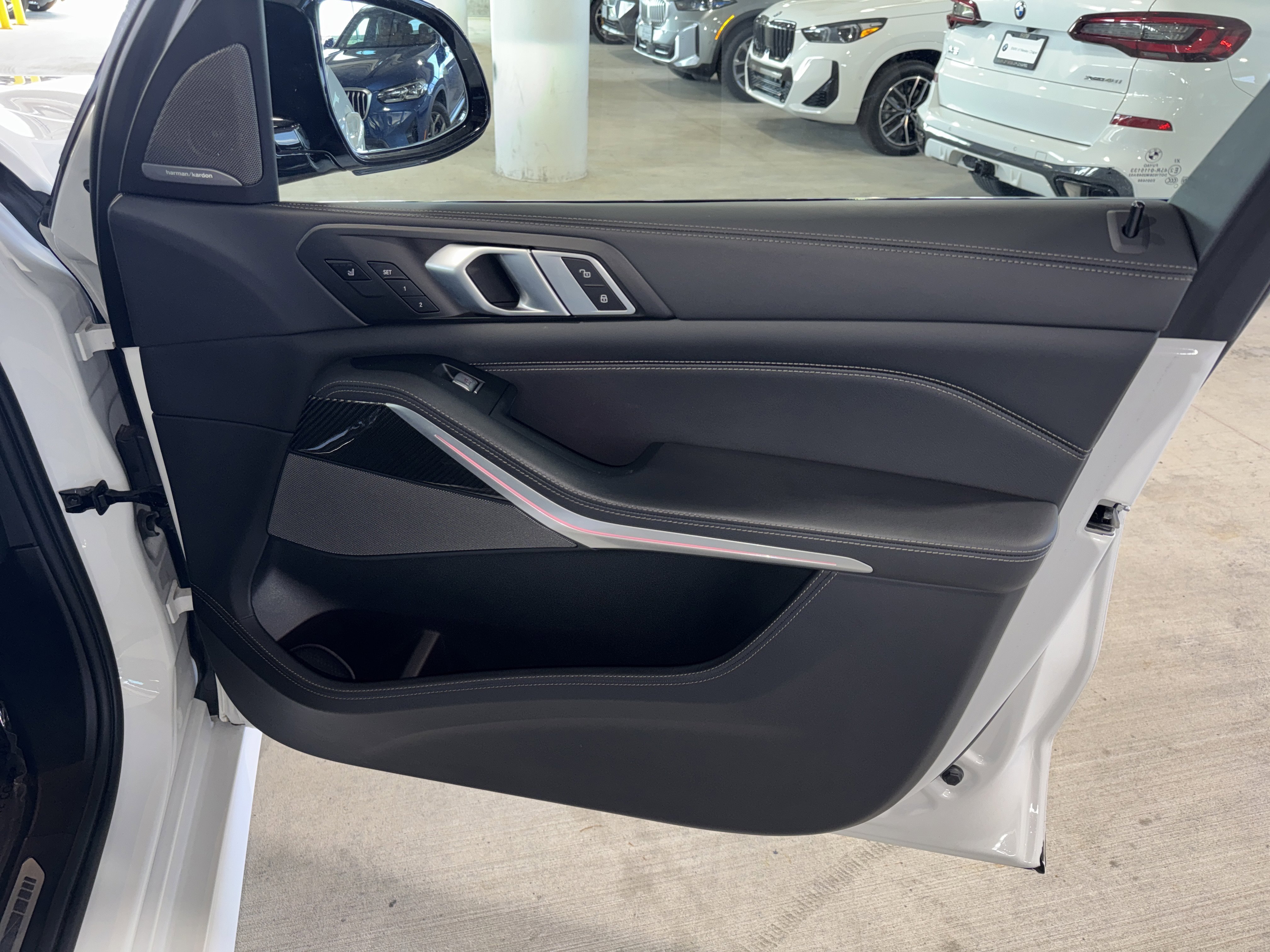 Certified 2023 BMW X7 M60i w/ Executive Package AWD/4WD image 9