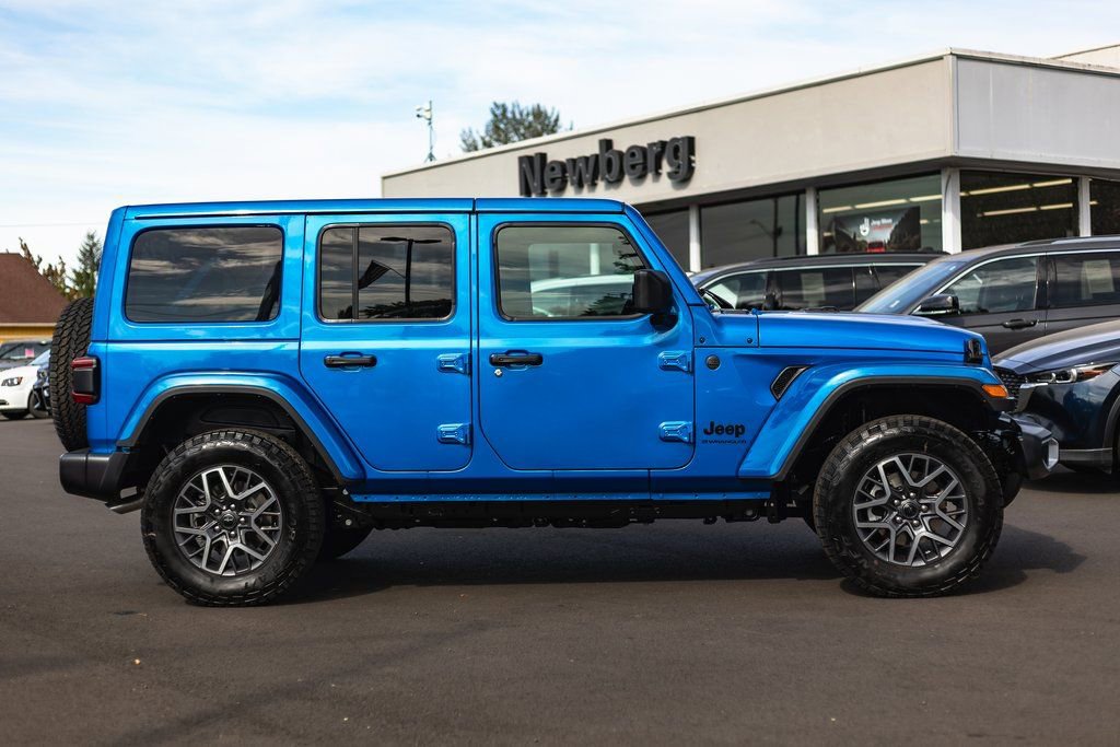 New 2025 Jeep Wrangler Sahara image 7