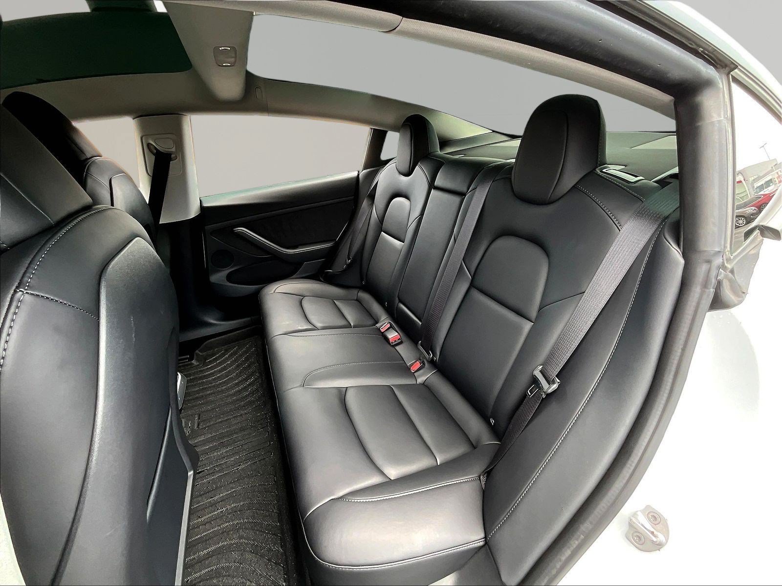 Used 2022 Tesla Model 3 Performance AWD/4WD image 22