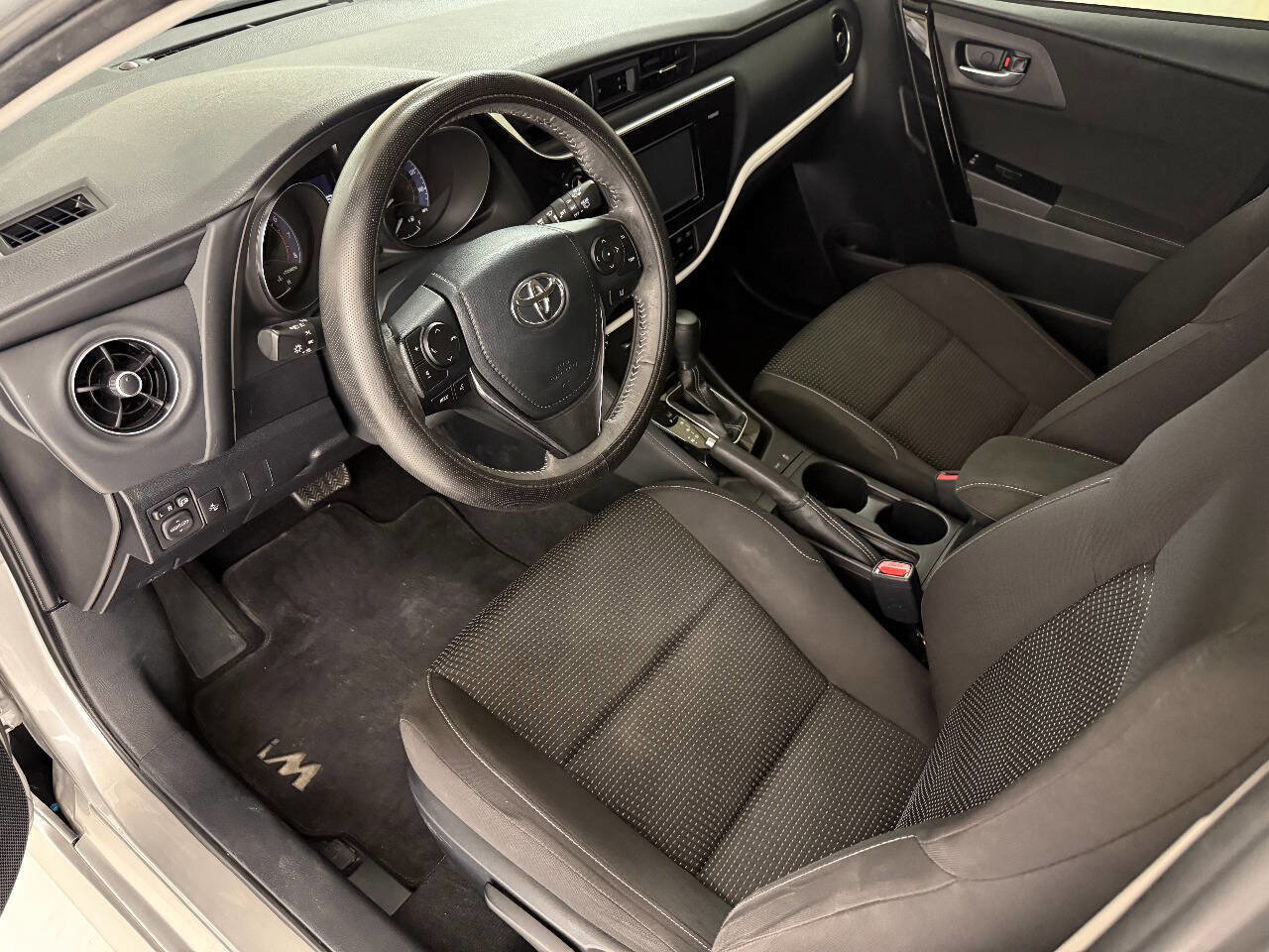 Used 2017 Toyota Corolla iM FWD image 38