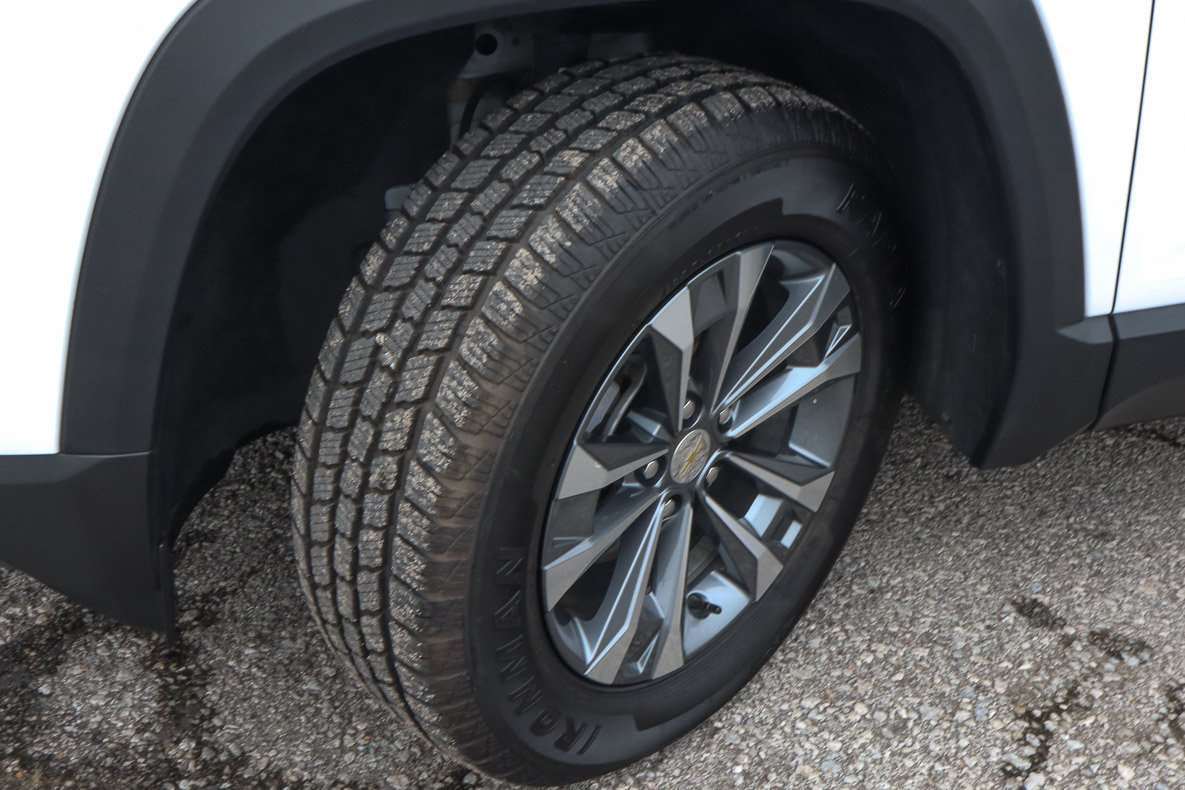 Used 2025 Chevrolet Equinox LT w/ Convenience Package II FWD image 16