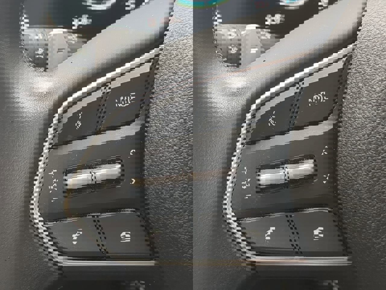 Certified 2021 Hyundai Santa Fe Limited w/ Cargo Package image 24