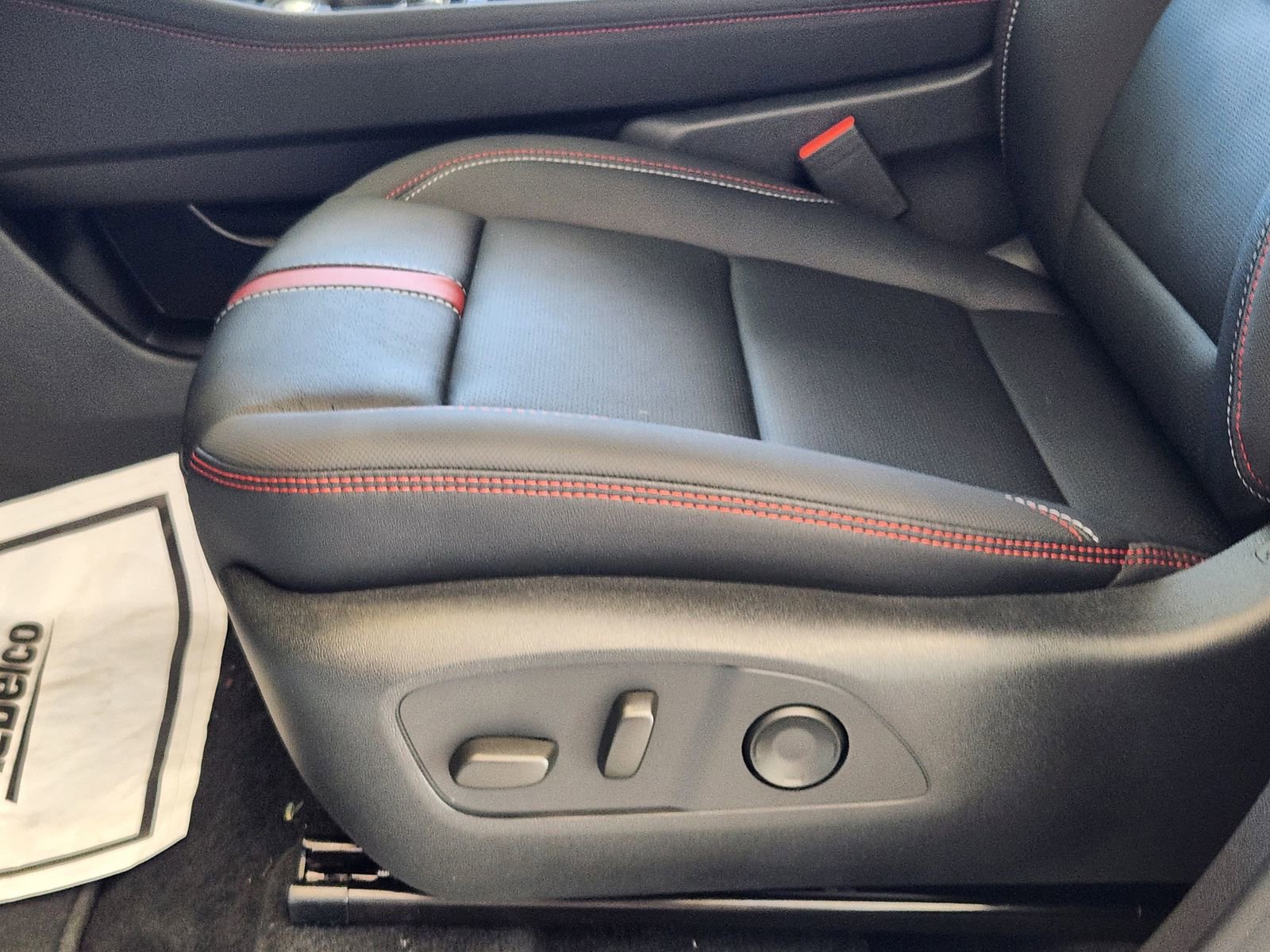 New 2026 Chevrolet Traverse RS image 23