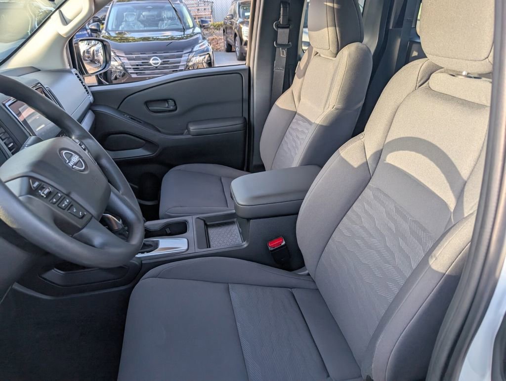 Used 2024 Nissan Frontier S image 10
