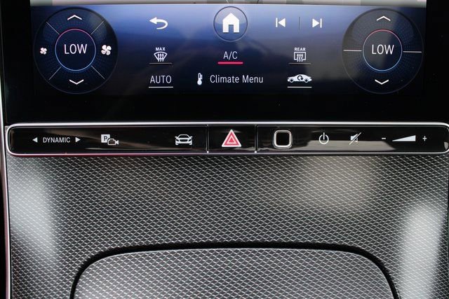 Used 2024 Mercedes-Benz C 300 4MATIC Sedan image 22